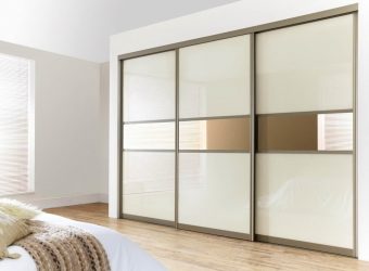 Guarda-roupa no quarto: encontre o guarda-roupa dos seus sonhos. Os modelos mais relevantes e práticos