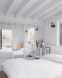 Guarda-roupa no quarto: encontre o guarda-roupa dos seus sonhos. Os modelos mais relevantes e práticos