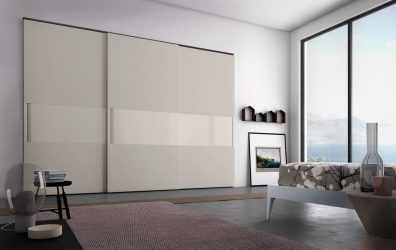 Guarda-roupa no quarto: encontre o guarda-roupa dos seus sonhos. Os modelos mais relevantes e práticos