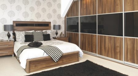 Guarda-roupa no quarto: encontre o guarda-roupa dos seus sonhos. Os modelos mais relevantes e práticos