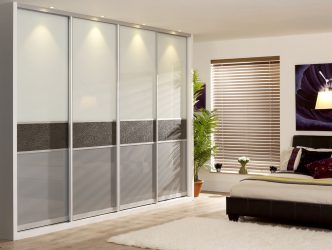 Guarda-roupa no quarto: encontre o guarda-roupa dos seus sonhos. Os modelos mais relevantes e práticos