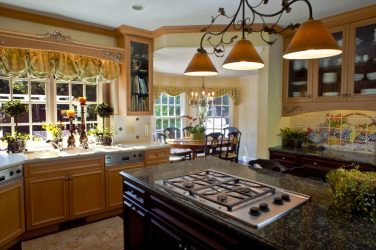 Como costurar cortinas para a cozinha com as próprias mãos? 70+ Idéias de fotos elegantes + Comentários