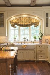 Como costurar cortinas para a cozinha com as próprias mãos? 70+ Idéias de fotos elegantes + Comentários