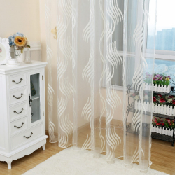Beleza do ar: cortinas de organza irá adicionar um estilo sofisticado para sua casa. 195+ (Fotos) das variantes brancas combinadas e curtas. Segredos das compras certas