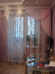 Beleza do ar: cortinas de organza irá adicionar um estilo sofisticado para sua casa. 195+ (Fotos) das variantes brancas combinadas e curtas. Segredos das compras certas