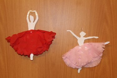 Flocos de neve de papel DIY simples e volumosos: Mais de 75 fotos com instruções passo a passo. Nós decoramos a casa para o feriado (+ Avaliações)