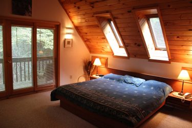 Idéias de design surpreendentes Quartos no sótão: 200 + (Foto) Interiores em estilo contemporâneo
