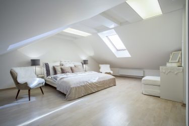 Idéias de design surpreendentes Quartos no sótão: 200 + (Foto) Interiores em estilo contemporâneo