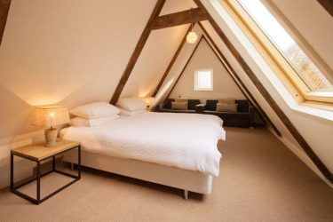Idéias de design surpreendentes Quartos no sótão: 200 + (Foto) Interiores em estilo contemporâneo
