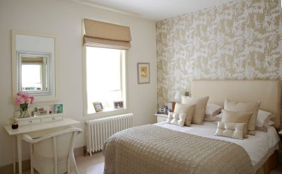 Quarto com papel de parede de duas cores 210+ Foto: Idéias de design que não deixarão ninguém indiferente