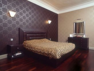 Quarto com papel de parede de duas cores 210+ Foto: Idéias de design que não deixarão ninguém indiferente
