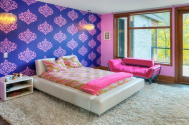 Quarto com papel de parede de duas cores 210+ Foto: Idéias de design que não deixarão ninguém indiferente