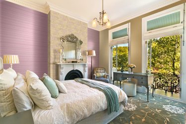Quarto com papel de parede de duas cores 210+ Foto: Idéias de design que não deixarão ninguém indiferente