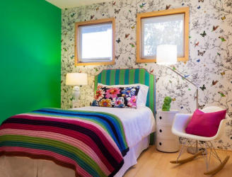 Quarto com papel de parede de duas cores 210+ Foto: Idéias de design que não deixarão ninguém indiferente