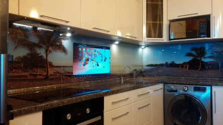 TV na cozinha - Prático, elegante, Original (135+ fotos). Melhores opções de hospedagem
