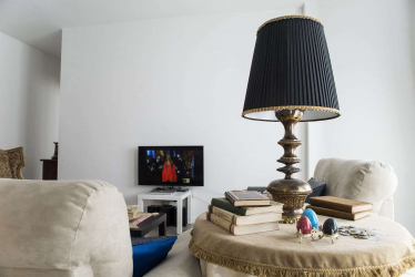 Candeeiro de pé na casa: um elemento de decoração ou uma maneira de criar estilo e conforto? 200+ (fotos) opções de piso para sala, quarto e cozinha