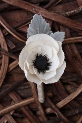 Como fazer flores de papel ondulado com doces com as próprias mãos? Master class +75 Fotos de buquês de luxo