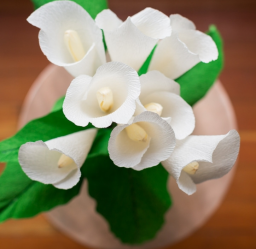 Como fazer flores de papel ondulado com doces com as próprias mãos? Master class +75 Fotos de buquês de luxo