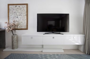 Mesas de cabeceira em estilo moderno: 200 + (Foto) Idéias originais para TV (canto, branco, vidro)
