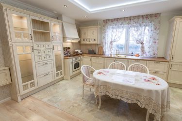 Que lindo pendurar o tule na cozinha? Curto ou Longo? 145+ Fotos de novos produtos na área de têxteis para interiores