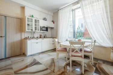 Que lindo pendurar o tule na cozinha? Curto ou Longo? 145+ Fotos de novos produtos na área de têxteis para interiores