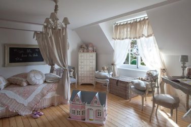 Que lindo pendurar o tule na cozinha? Curto ou Longo? 145+ Fotos de novos produtos na área de têxteis para interiores