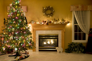 Criando um feriado ou uma decoração interessante com guirlandas: 145+ (fotos) de decoração deslumbrante, janelas, árvores de Natal, paredes. Idéias arrojadas que podem mudar seu interior. 4 master classes