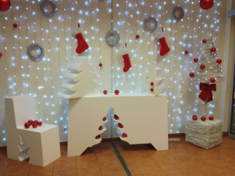 Criando um feriado ou uma decoração interessante com guirlandas: 145+ (fotos) de decoração deslumbrante, janelas, árvores de Natal, paredes. Idéias arrojadas que podem mudar seu interior. 4 master classes