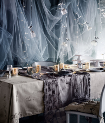 Criando um feriado ou uma decoração interessante com guirlandas: 145+ (fotos) de decoração deslumbrante, janelas, árvores de Natal, paredes. Idéias arrojadas que podem mudar seu interior. 4 master classes