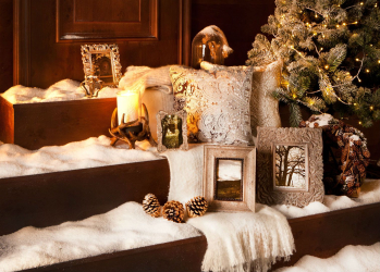 Criando um feriado ou uma decoração interessante com guirlandas: 145+ (fotos) de decoração deslumbrante, janelas, árvores de Natal, paredes. Idéias arrojadas que podem mudar seu interior. 4 master classes