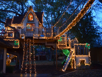 Criando um feriado ou uma decoração interessante com guirlandas: 145+ (fotos) de decoração deslumbrante, janelas, árvores de Natal, paredes. Idéias arrojadas que podem mudar seu interior. 4 master classes
