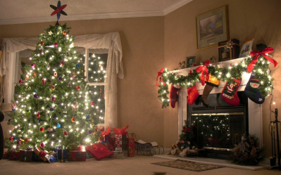 Criando um feriado ou uma decoração interessante com guirlandas: 145+ (fotos) de decoração deslumbrante, janelas, árvores de Natal, paredes. Idéias arrojadas que podem mudar seu interior. 4 master classes