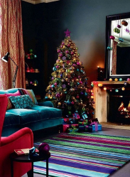 Criando um feriado ou uma decoração interessante com guirlandas: 145+ (fotos) de decoração deslumbrante, janelas, árvores de Natal, paredes. Idéias arrojadas que podem mudar seu interior. 4 master classes