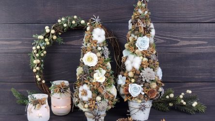 Como elegantemente e lindamente decorar a árvore de Natal para o novo 2018? Que tipo de brinquedos você precisa pegar? (Mais de 175 fotos)