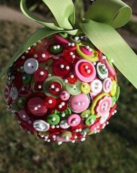 Como elegantemente e lindamente decorar a árvore de Natal para o novo 2018? Que tipo de brinquedos você precisa pegar? (Mais de 175 fotos)