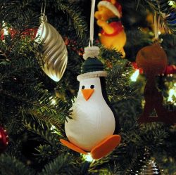 Como elegantemente e lindamente decorar a árvore de Natal para o novo 2018? Que tipo de brinquedos você precisa pegar? (Mais de 175 fotos)