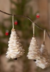 Como elegantemente e lindamente decorar a árvore de Natal para o novo 2018? Que tipo de brinquedos você precisa pegar? (Mais de 175 fotos)