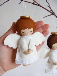 Como elegantemente e lindamente decorar a árvore de Natal para o novo 2018? Que tipo de brinquedos você precisa pegar? (Mais de 175 fotos)