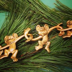 Como elegantemente e lindamente decorar a árvore de Natal para o novo 2018? Que tipo de brinquedos você precisa pegar? (Mais de 175 fotos)