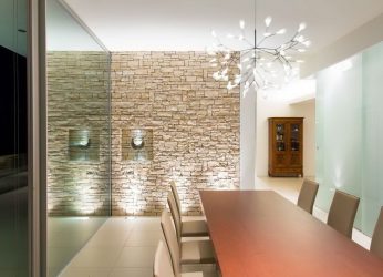 Acabamento de pedra interior (215 Foto): Segredos de um interior forte