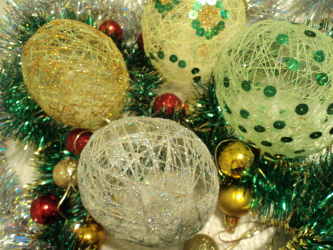 Brinquedos de tópicos ou como agradar uma criança do nada: 155+ (Fotos) de artigos feitos à mão exclusivos e bonitos feitos à mão com master classes (macio, na árvore de Natal, de bolas)
