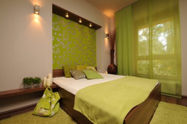 Como fazer um quarto verde interior o melhor lugar para relaxar? 175+ (Fotos) Opções de design (cortinas, papel de parede, paredes)