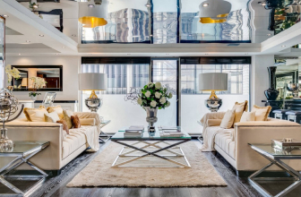 Mirror ceiling: Features interior solutions (in the bathroom, living room, hallway). Brilliant finish for a dramatic look.