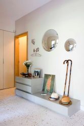 Como escolher um espelho no corredor? 235+ (Foto) Idéias de design para decoração (guarda-roupa, penteadeira, cômoda)