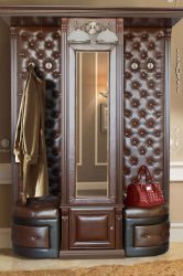 Como escolher um espelho no corredor? 235+ (Foto) Idéias de design para decoração (guarda-roupa, penteadeira, cômoda)