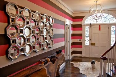 Como escolher um espelho no corredor? 235+ (Foto) Idéias de design para decoração (guarda-roupa, penteadeira, cômoda)