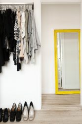 Como escolher um espelho no corredor? 235+ (Foto) Idéias de design para decoração (guarda-roupa, penteadeira, cômoda)
