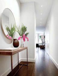 Como escolher um espelho no corredor? 235+ (Foto) Idéias de design para decoração (guarda-roupa, penteadeira, cômoda)