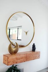 Como escolher um espelho no corredor? 235+ (Foto) Idéias de design para decoração (guarda-roupa, penteadeira, cômoda)