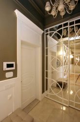 Como escolher um espelho no corredor? 235+ (Foto) Idéias de design para decoração (guarda-roupa, penteadeira, cômoda)